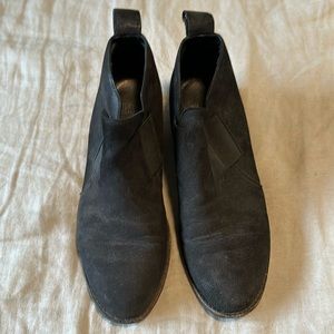 Black size 8 Eileen Fisher ankle boots / booties - used